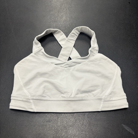 lululemon athletica Pants - Lululemon Athletica Women's Sports Bra White Sz 6 Workout Cross Back Gym Running